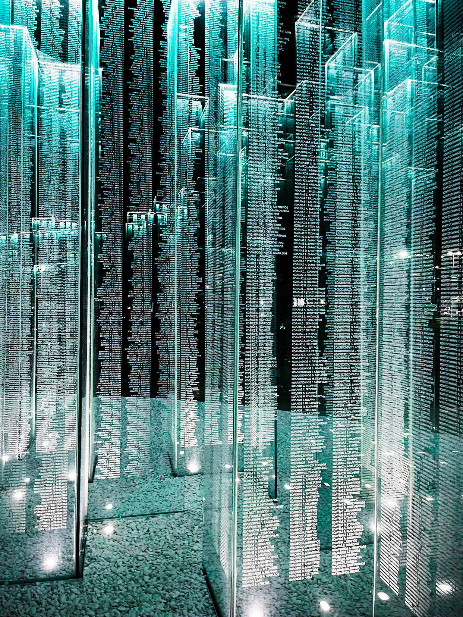 Η ELVIAL με ιδιαίτερη υπερηφάνεια σφραγίζει με την παρουσία της τη νέα εμβληματική όψη του Υπουργείου Εθνικής Άμυνας