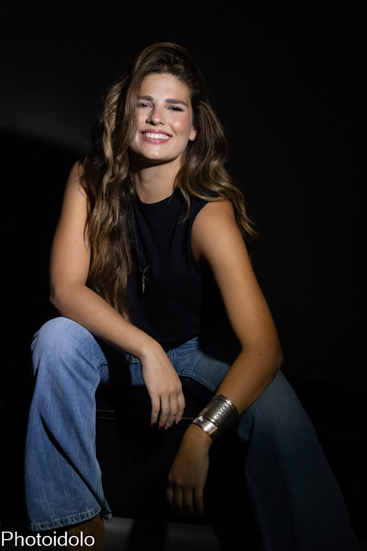 Το νέο τραγούδι του Ian Ikon, που πρέπει να ακούσεις / “Stay Tuned” ft. Aristea !