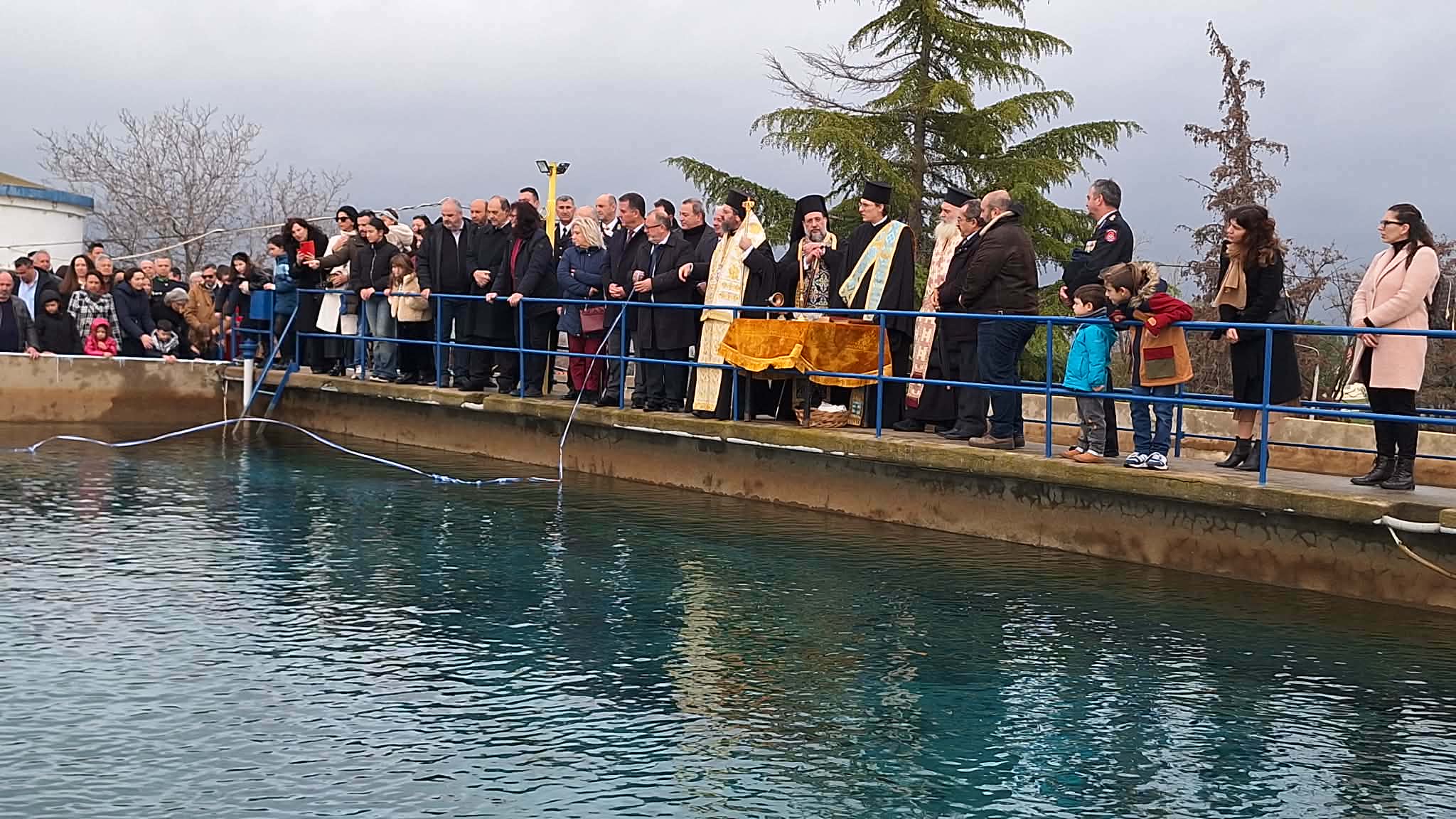 Πραγματοποιήθηκε στην Κομοτηνή ο καθιερωμένος καθαγιασμός των υδάτων στο χώρο του Υδραγωγείου (videos+φωτος)
