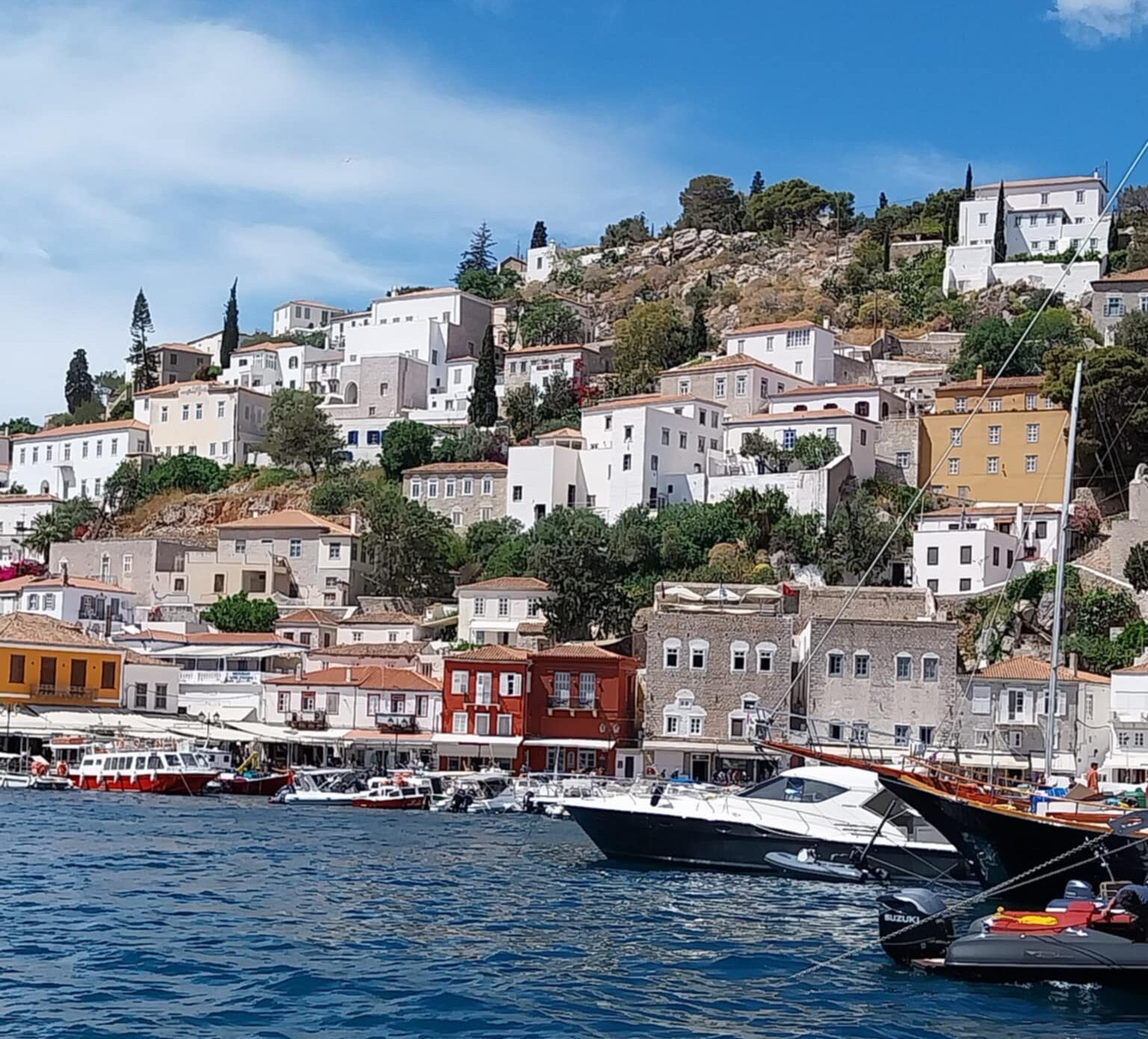 Διεθνής κινηματογραφική υπερπαραγωγή με πρωταγωνιστή τον Μπραντ Πιτ, πρόκειται να γυριστεί στην Ύδρα!