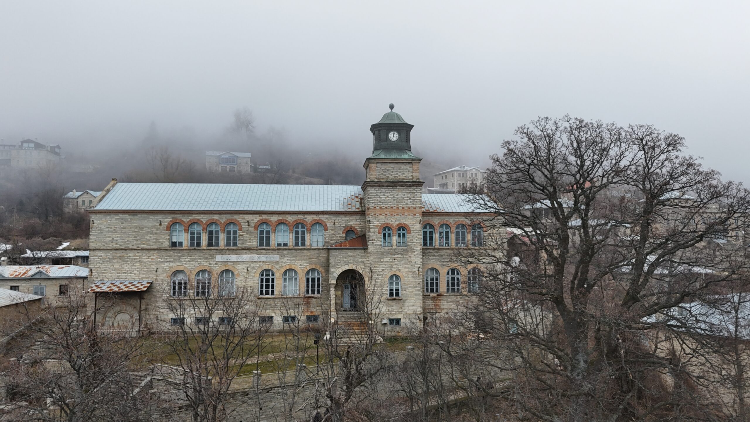 Νυμφαίο: Το πετρόχτιστο όνειρο διαμάντι της Φλώρινας (βίντεο)