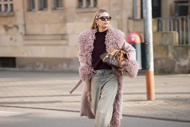 Πώς να φορέσετε μια vintage τσάντα στα σύγχρονα σύνολα Πώς να φορέσετε μια vintage τσάντα στα σύγχρονα σύνολα