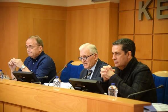 ΚΕΔΕ: Στο επίκεντρο η Συνταγματική Αναθεώρηση, το πρόγραμμα 55+ και τα Τοπικά Πολεοδομικά Σχέδια ΚΕΔΕ: Στο επίκεντρο η Συνταγματική Αναθεώρηση, το πρόγραμμα 55+ και τα Τοπικά Πολεοδομικά Σχέδια