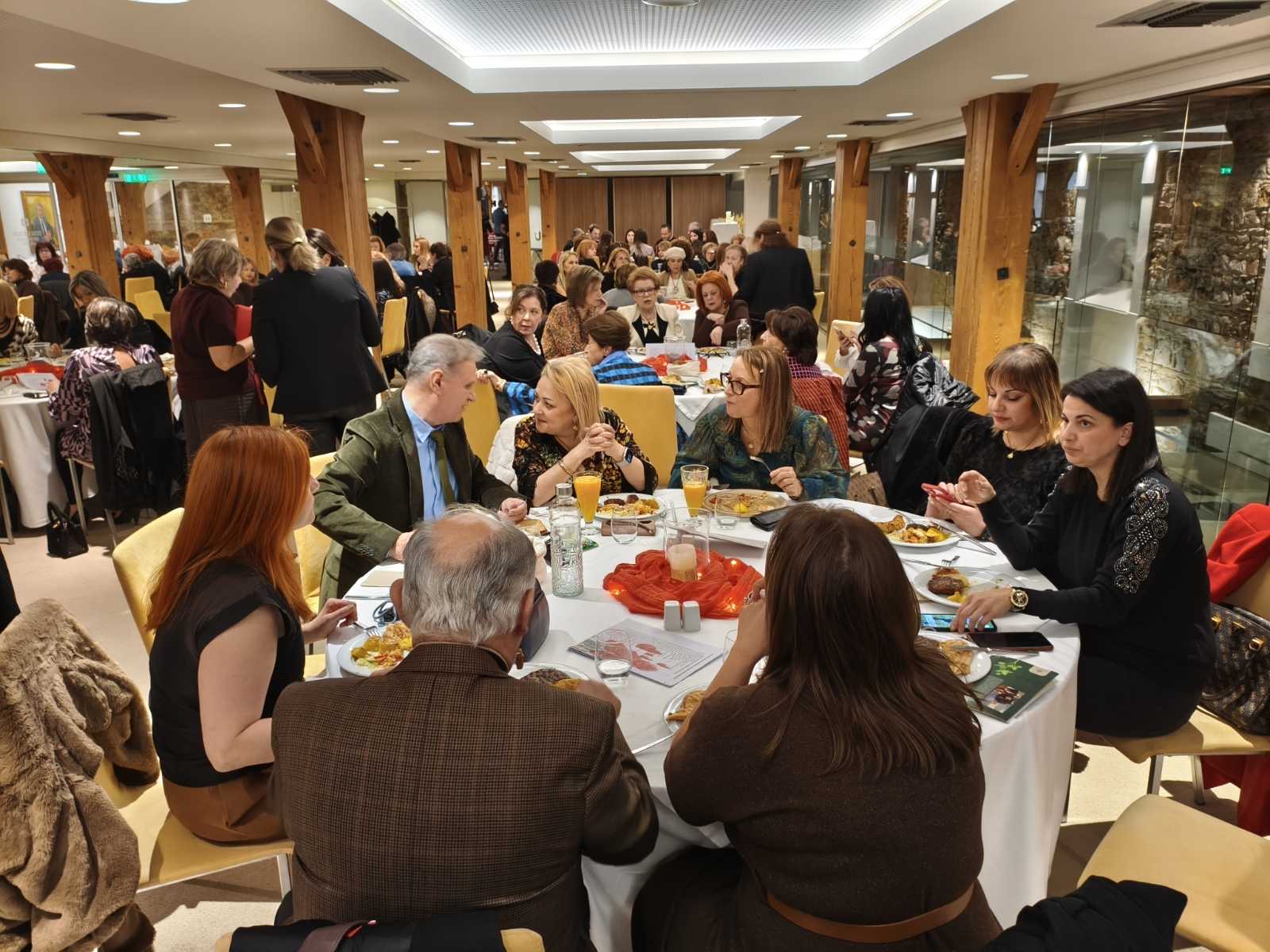 Η Ένωση Κυριών τίμησε τους Αγίους της Αγάπης Ακύλα και Πρίσκιλλα