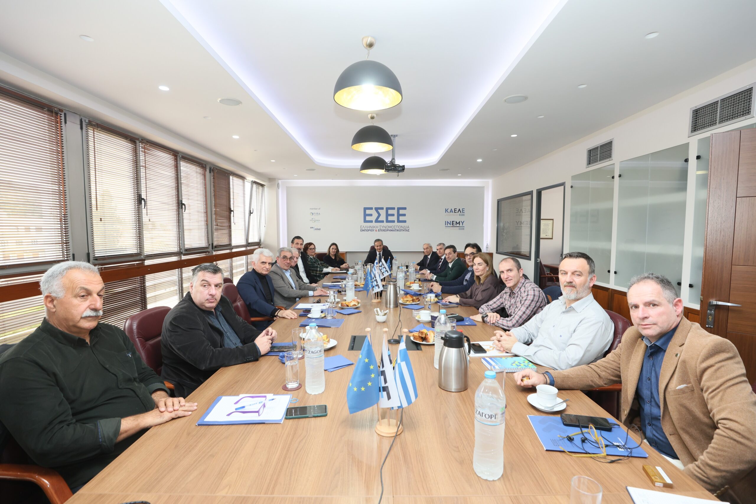 Στ. Καφούνης: Σε λειτουργία το νέο Helpdesk της ΕΣΕΕ με κορυφαίους επιστήμονες για την υποστήριξη των εμπορικών επιχειρήσεων