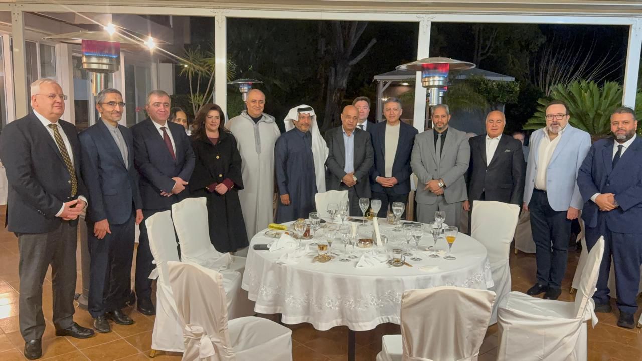 Σε δείπνο «Ιφτάρ» στην πρεσβευτική κατοικία του πρέσβη της Σαουδικής Αραβίας παρακάθισε μετά από επίσημη πρόσκληση ο Ιλχάν Αχμέτ