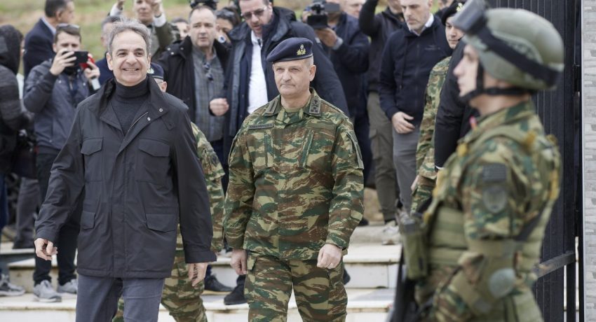 Ο Κυριάκος Μητσοτάκης επισκέφθηκε περιοχές που επλήγησαν από τις πλημμύρες στον Έβρο Ο Κυριάκος Μητσοτάκης επισκέφθηκε περιοχές που επλήγησαν από τις πλημμύρες στον Έβρο