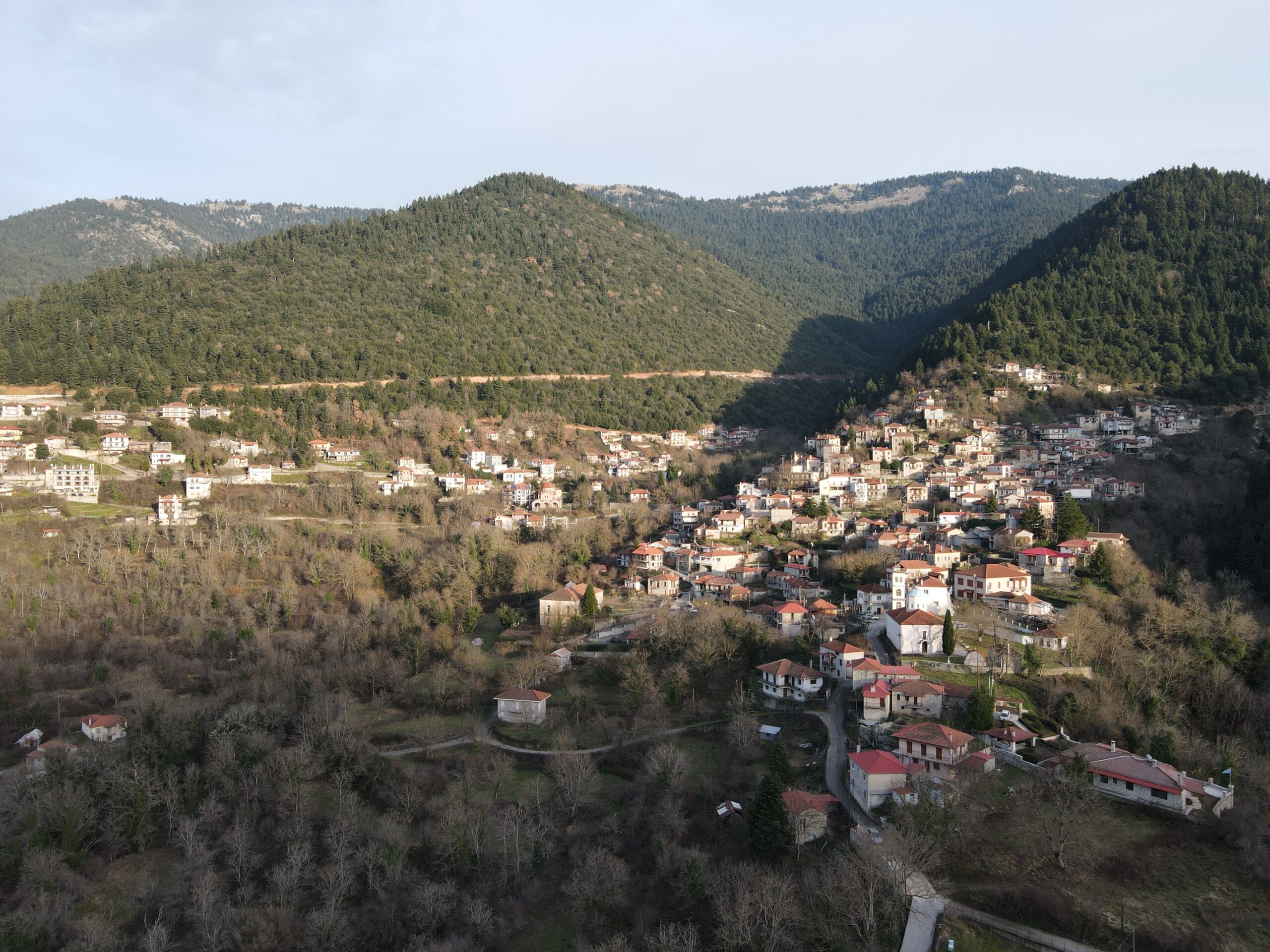 Μεγάλο Χωριό Ευρυτανίας: Το μπαλκόνι του Καρπενησίου (βίντεο) Μεγάλο Χωριό Ευρυτανίας: Το μπαλκόνι του Καρπενησίου (βίντεο)
