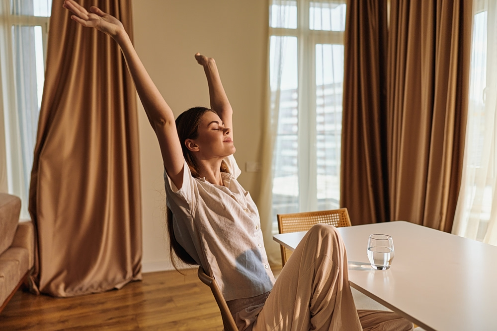 Υιοθετώντας το “soft living”: 9 ήπιες πρωινές συνήθειες για μια πιο φωτεινή και ισορροπημένη ημέρα