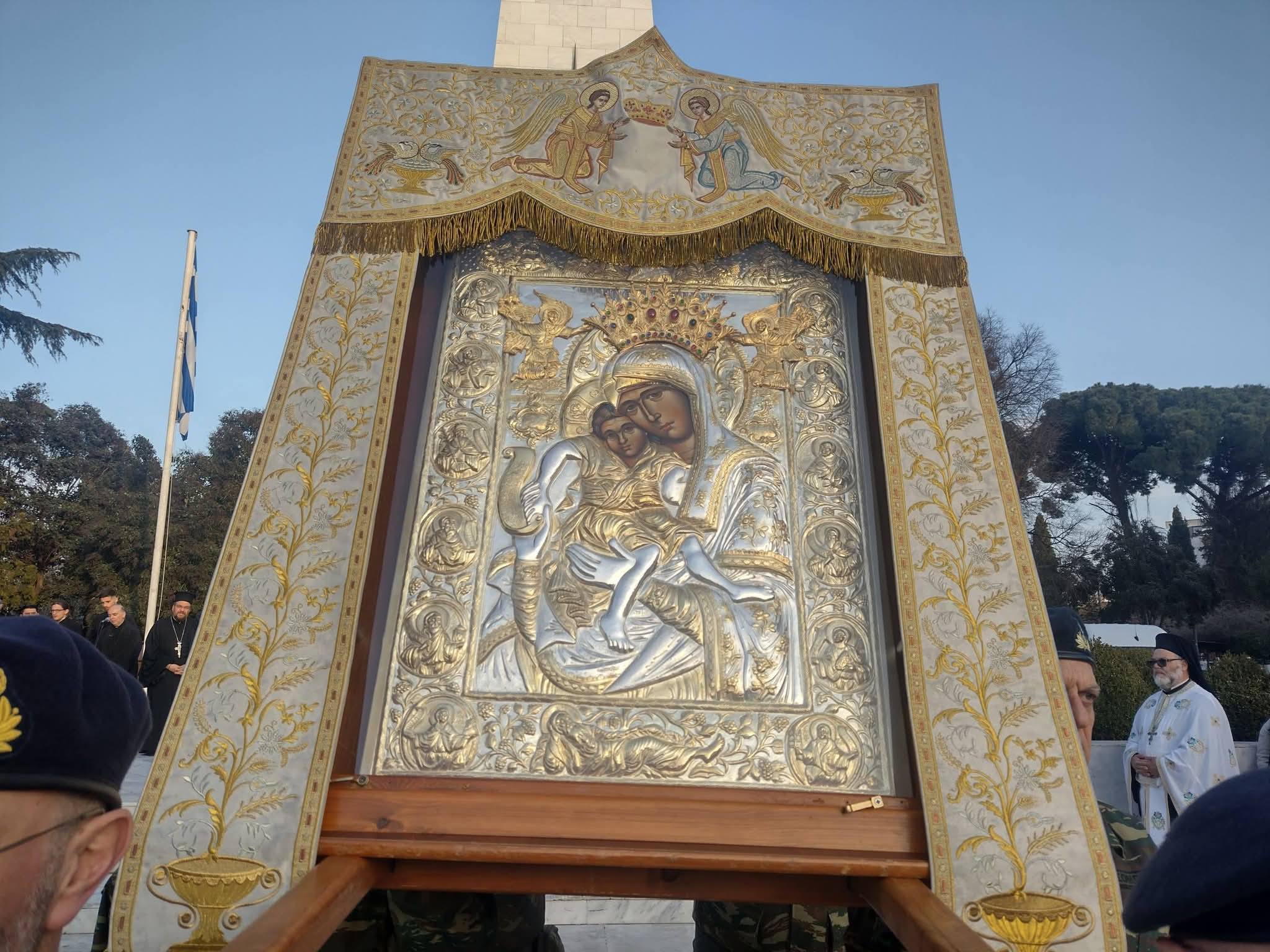 Κομοτηνή: Πραγματοποιήθηκε η πανηγυρική υποδοχή του πιστού αντίγραφου της εικόνας της Παναγίας “Άξιον Εστί”, από την Ιερά Μητρόπολη Μαρωνείας & Κομοτηνής (φωτος)