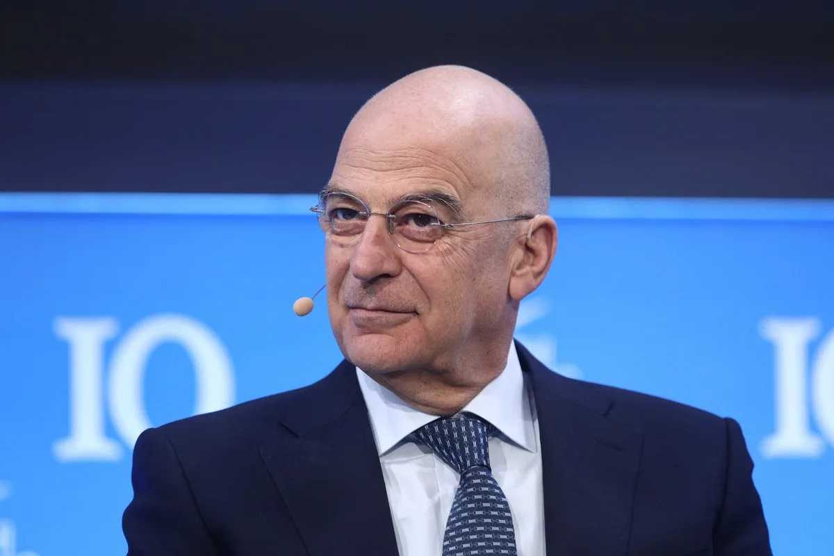 Δένδιας: Ελληνική αντιβαλλιστική προστασία στη Βουλγαρία έναντι του Ιράν με Patriot και F-16 Δένδιας: Ελληνική αντιβαλλιστική προστασία στη Βουλγαρία έναντι του Ιράν με Patriot και F-16