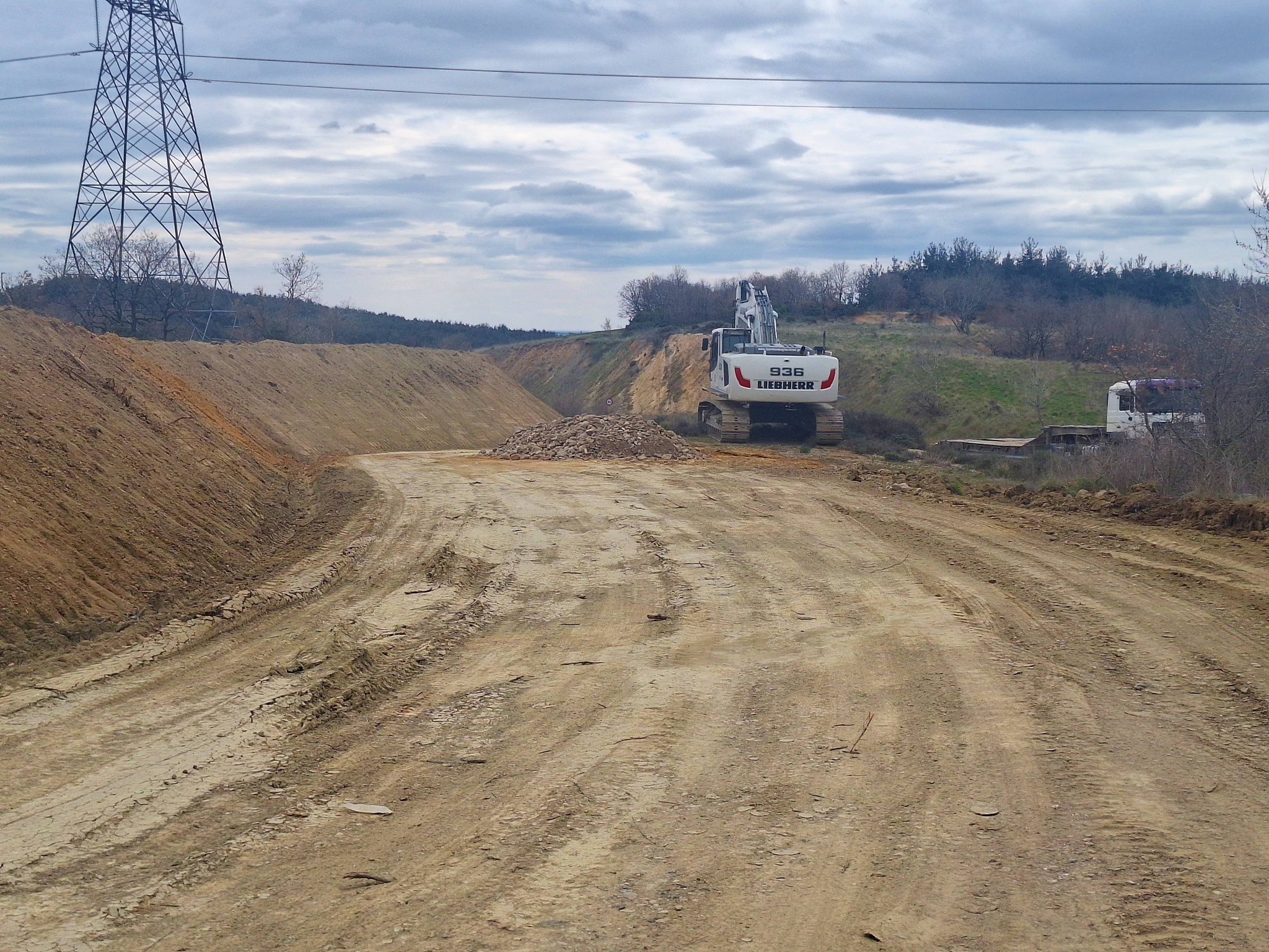 Εγνατία Οδός – κάθετος άξονας Κομοτηνής – Νυμφαίας. Μανώλης Ταπατζάς : «ξεκίνησε ήδη η δημιουργία παράκαμψης…»