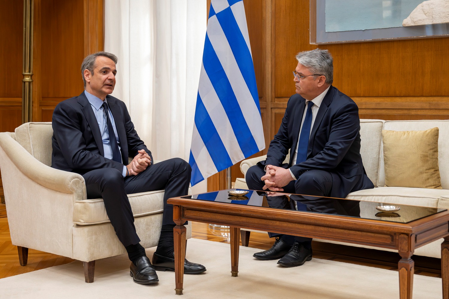 Νατσιός προς Μητσοτάκη: «Η Ελλάδα δεν πρέπει να εμπλακεί στον πόλεμο – Η ασφάλεια της Κύπρου είναι ασφάλεια του Ελληνισμού»