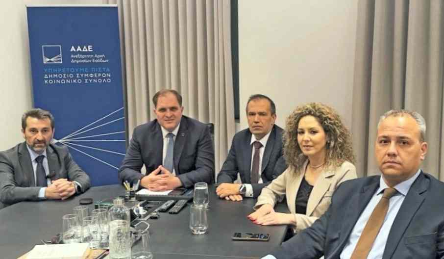 Συνάντηση της ΠΟΦΕΕ με τον Διοικητή της ΑΑΔΕ, κ. Γιώργο Πιτσιλή