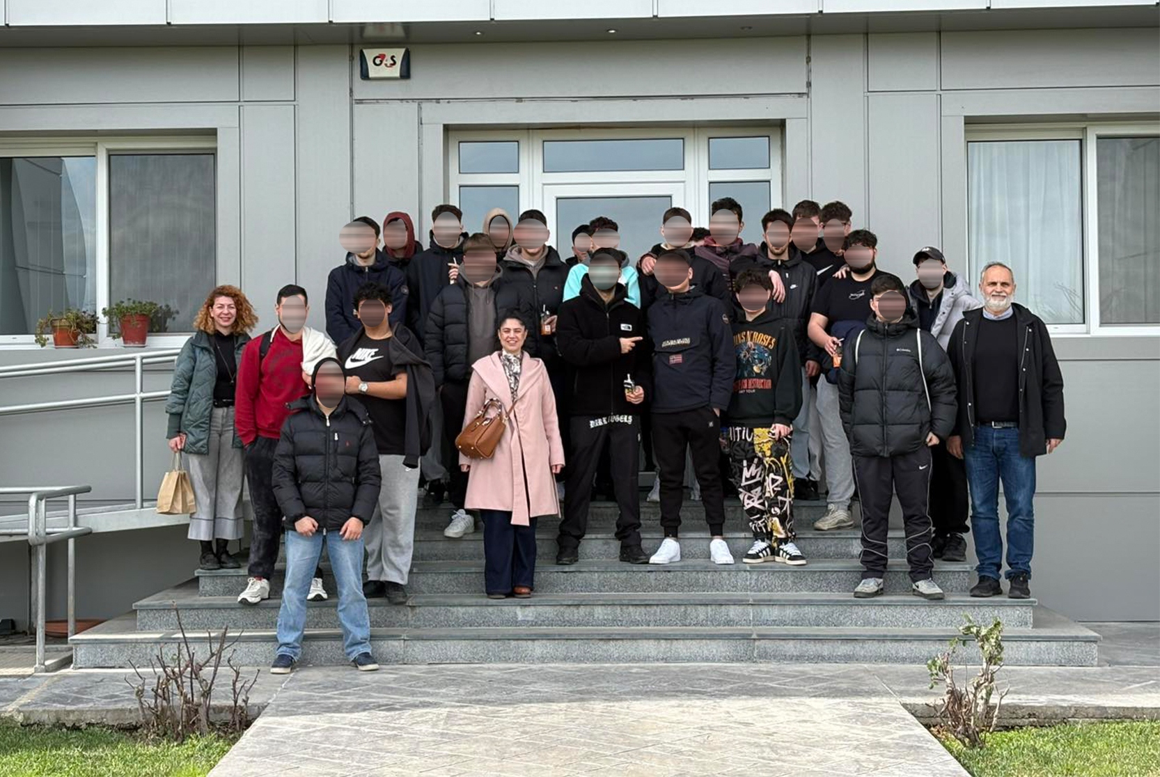 Επίσκεψη μαθητών του 1ου ΕΠΑΛ Κομoτηνής στην Ποτοποιΐα Οινοποιΐα Θράκης Επίσκεψη μαθητών του 1ου ΕΠΑΛ Κομoτηνής στην Ποτοποιΐα Οινοποιΐα Θράκης