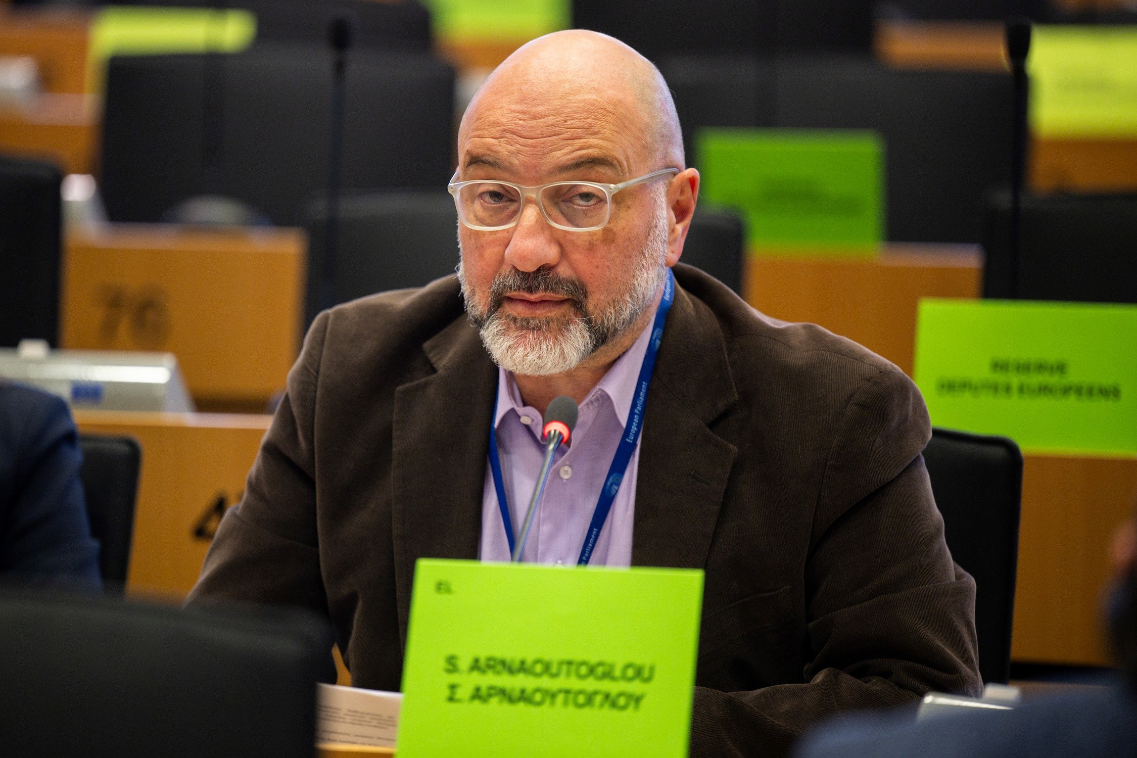 Σάκης Αρναούτογλου προς Επίτροπο Χάνσεν: «Ενιαία αγορά για τις επιχειρήσεις, αλλά όχι για τους αγρότες;» Πληρώνουν το μάρμαρο οι παραγωγοί από στρεβλώσεις και υψηλό κόστος