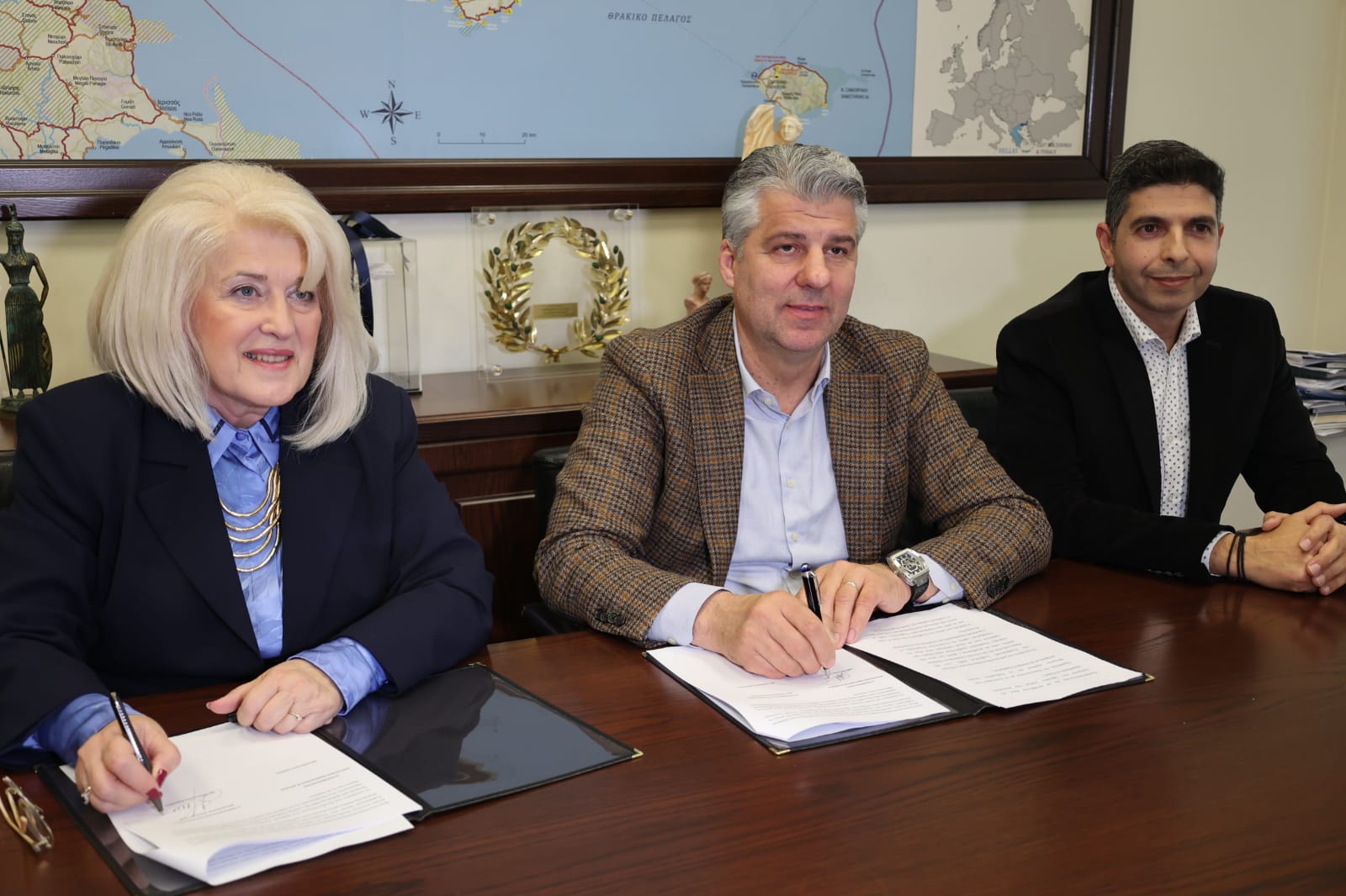 Υπογράφηκε σύμφωνο συνεργασίας για την δημιουργία Περιφερειακού Συμβουλίου Νέων ΑΜΘ