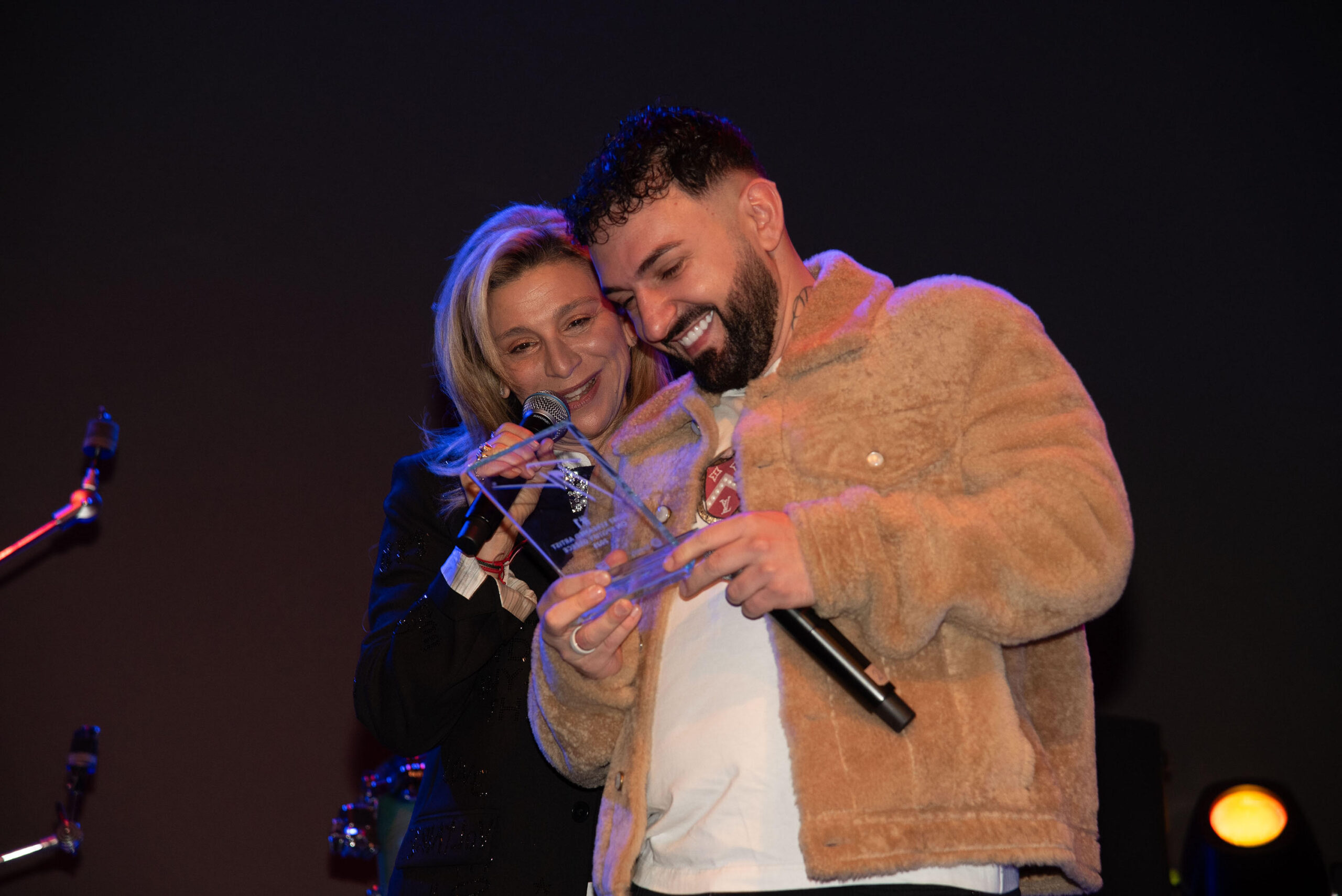  TOQUEL: Ο Κορυφαίος Έλληνας Καλλιτέχνης παρουσίασε τo νέο του άλμπουμ «10»