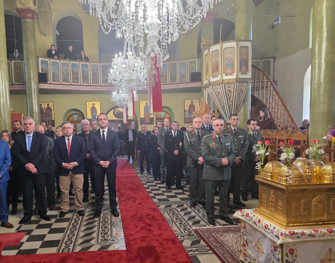 Επίσκεψη του Γραμματέα της Αποκεντρωμένης Δ/σης ΑΜΘ στη Σαμοθράκη (φωτος)