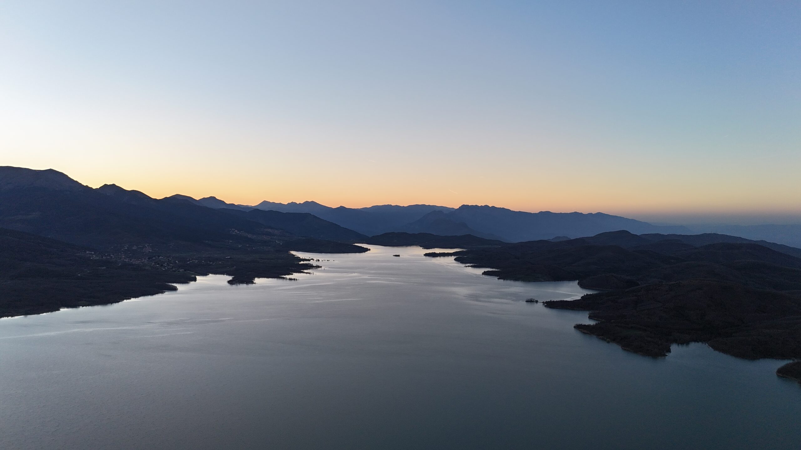 Ένα όνειρο στη Θεσσαλία: Η Λίμνη Πλαστήρα σε καλεί (βίντεο) Ένα όνειρο στη Θεσσαλία: Η Λίμνη Πλαστήρα σε καλεί (βίντεο)