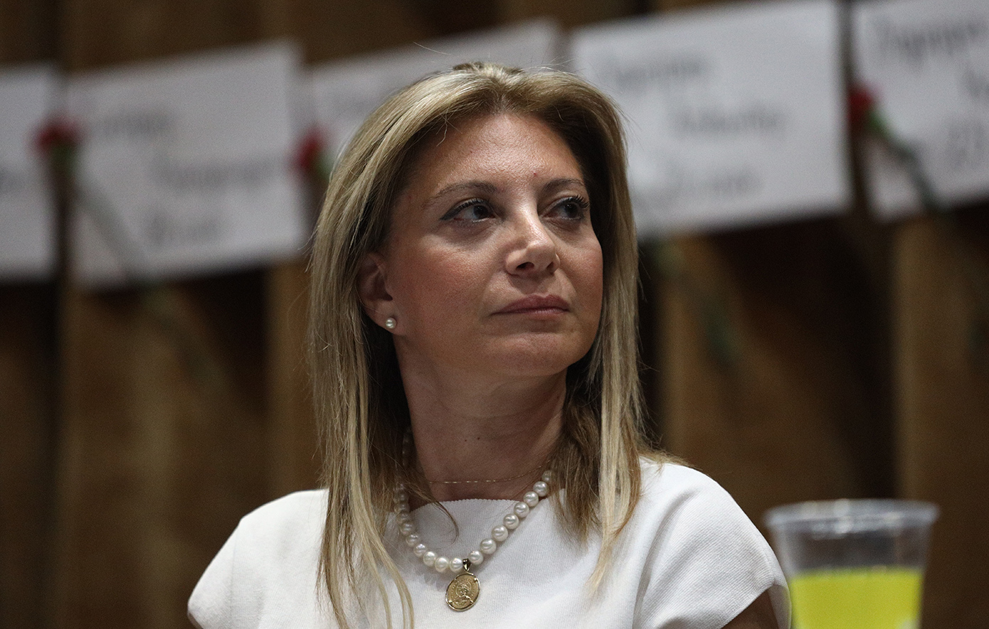 Tην ίδρυση νέου πολιτικού φορέα μέσα στο Μάιο προαναγγέλλει η Μαρία Καρυστιανού
