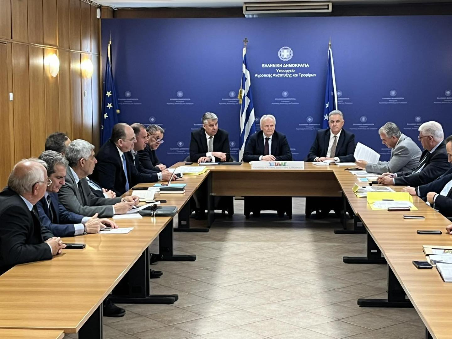 Στο ΥΠΑΑΤ ο περιφερειάρχης ΑΜΘ Χριστόδουλος Τοψίδης,  μαζί με θεσμικά στελέχη Καβάλας & Δράμας, για το ζήτημα των Τεναγών Φιλίππων