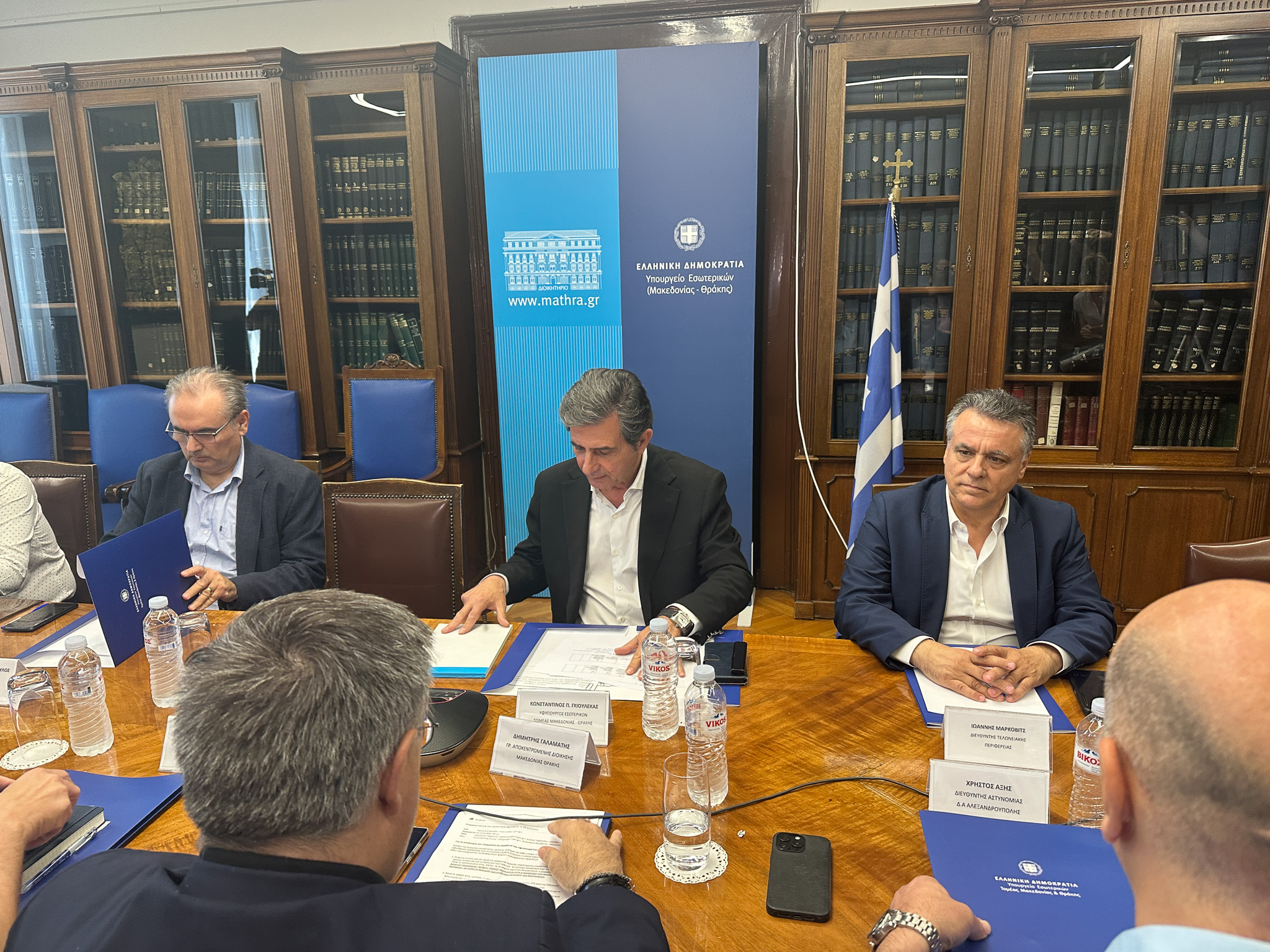 Για τους Συνοριακούς Σταθμούς Κήπων και Ευζώνων, ευρεία σύσκεψη υπό τον ΥΜΑΘ Κωνσταντίνο Γκιουλέκα για την άμεση λήψη μέτρων Για τους Συνοριακούς Σταθμούς Κήπων και Ευζώνων, ευρεία σύσκεψη υπό τον ΥΜΑΘ Κωνσταντίνο Γκιουλέκα για την άμεση λήψη μέτρων