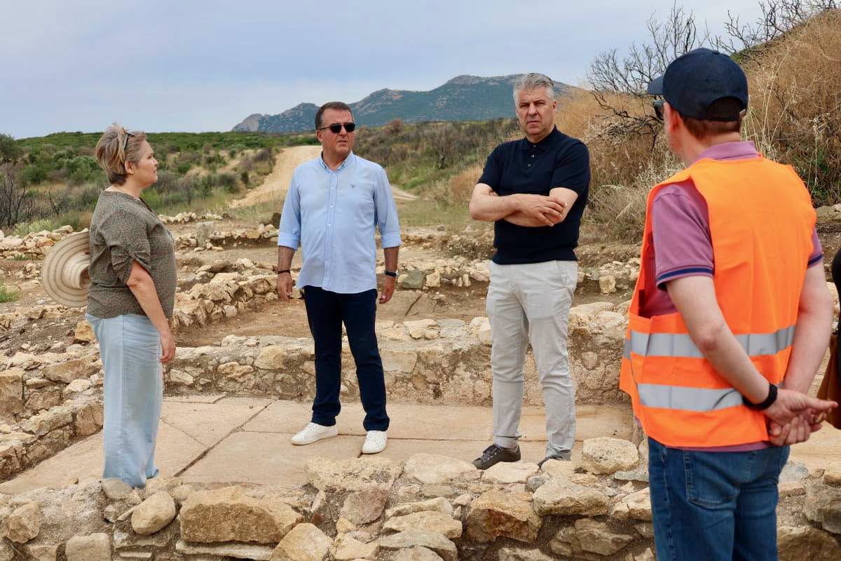 Αυτοψία του Περιφερειάρχη ΑΜΘ στο έργο «Βελτίωση – Διαμόρφωση οδού Μαρώνειας – Παραλίας Πετρωτών – Ορίων Ν. Έβρου» (φωτος) Αυτοψία του Περιφερειάρχη ΑΜΘ στο έργο «Βελτίωση – Διαμόρφωση οδού Μαρώνειας – Παραλίας Πετρωτών – Ορίων Ν. Έβρου» (φωτος)