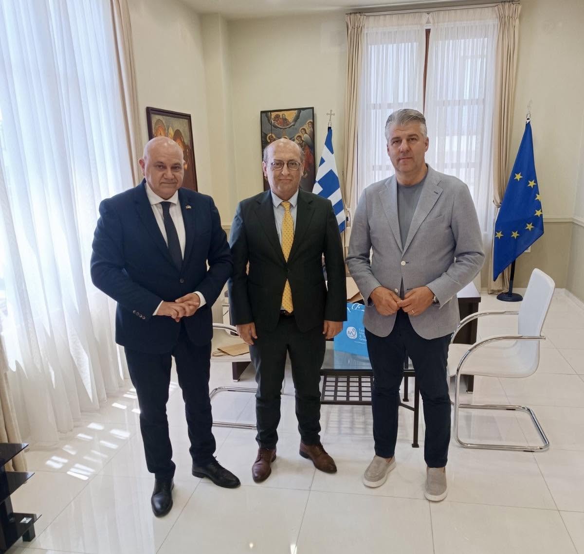 Τον πρέσβη της Αρμενίας στην Ελλάδα και την Αλβανία υποδέχθηκε ο περιφερειάρχης ΑΜΘ, Χριστόδουλος Τοψίδης Τον πρέσβη της Αρμενίας στην Ελλάδα και την Αλβανία υποδέχθηκε ο περιφερειάρχης ΑΜΘ, Χριστόδουλος Τοψίδης