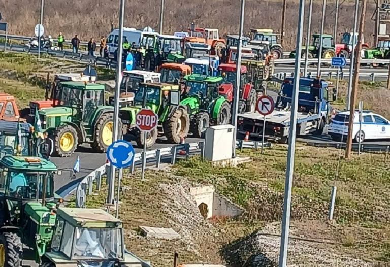 Σε κατά τόπους κινητοποιήσεις μέσα στον Ιούνιο καλεί τους αγρότες, η Πανελληνια Επιτροπή των Μπλόκων Σε κατά τόπους κινητοποιήσεις μέσα στον Ιούνιο καλεί τους αγρότες, η Πανελληνια Επιτροπή των Μπλόκων