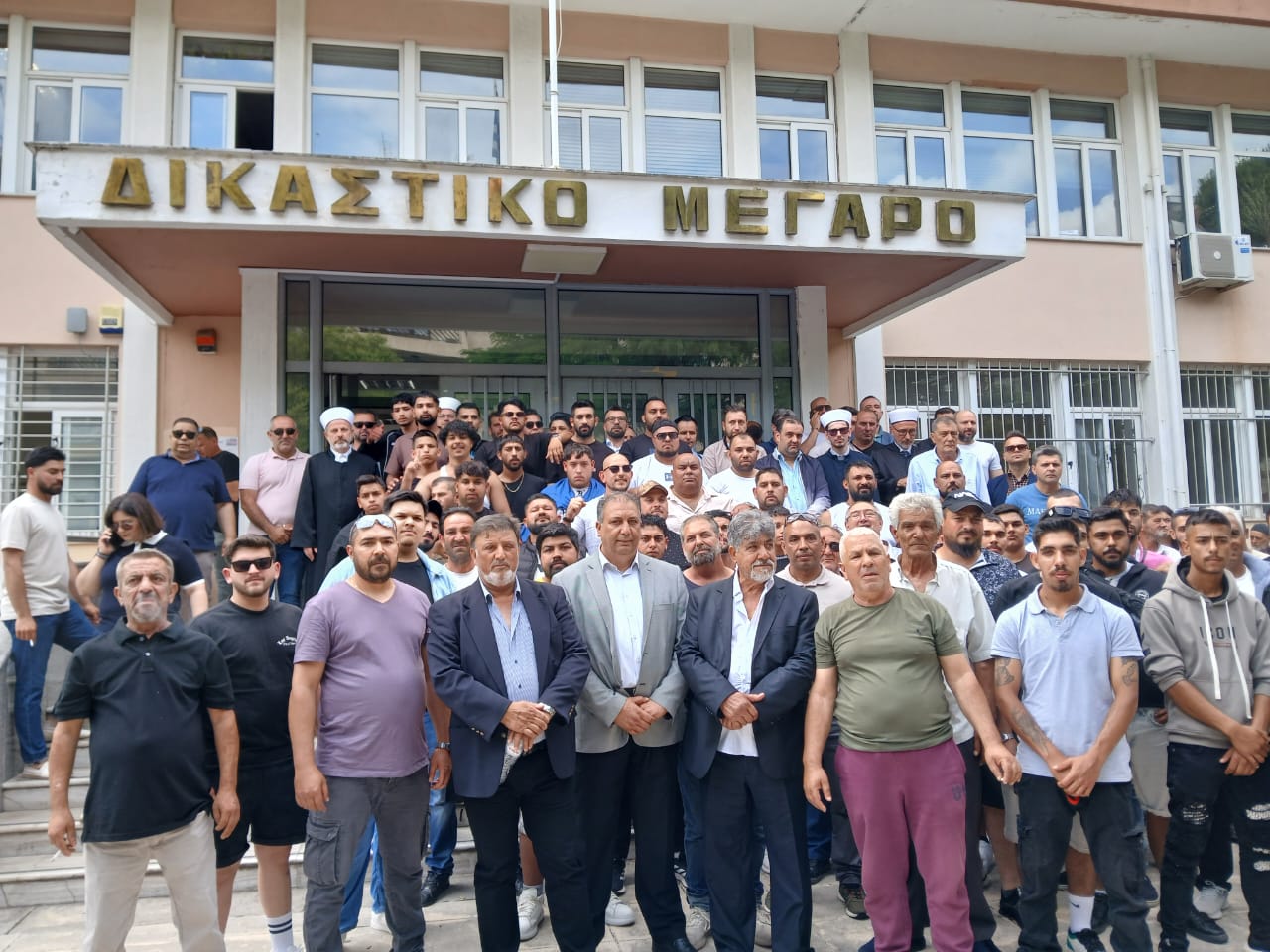 Η Θράκη έστειλε μήνυμα ενότητας και συνύπαρξης από την Ξάνθη Η Θράκη έστειλε μήνυμα ενότητας και συνύπαρξης από την Ξάνθη
