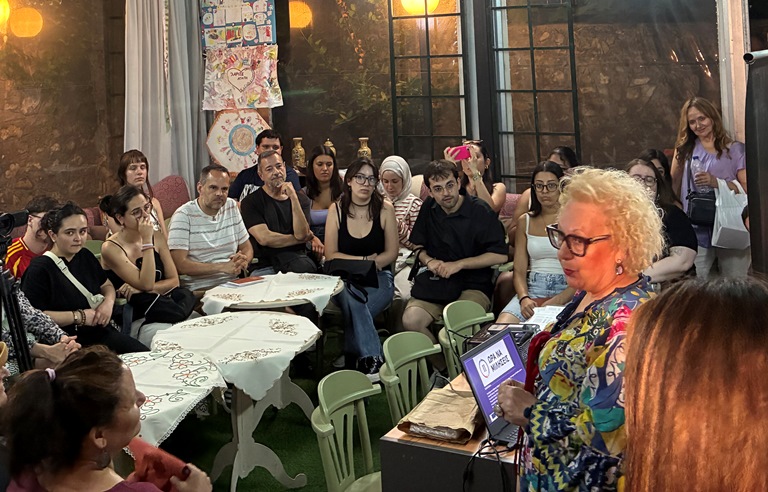 Γνωριμία με το έργο «ΩΡΑ ΝΑ ΜΙΛΗΣΕΙΣ ΙΙ»: Φοιτητές από την Ισπανία στην Ένωση Κυριών Δράμας-Σ.Α.Φ. Γνωριμία με το έργο «ΩΡΑ ΝΑ ΜΙΛΗΣΕΙΣ ΙΙ»: Φοιτητές από την Ισπανία στην Ένωση Κυριών Δράμας-Σ.Α.Φ.