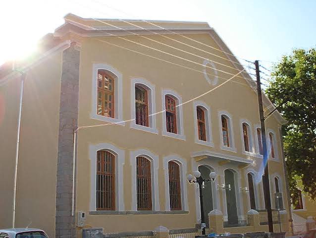 Ίδρυμα Θρακικής Τέχνης & Παράδοσης: Διοργάνωση Ρεμπέτικης & Λαϊκή Βραδιάς στην αυλή της Καπναποθήκης “Π” Ίδρυμα Θρακικής Τέχνης & Παράδοσης: Διοργάνωση Ρεμπέτικης & Λαϊκή Βραδιάς στην αυλή της Καπναποθήκης “Π”