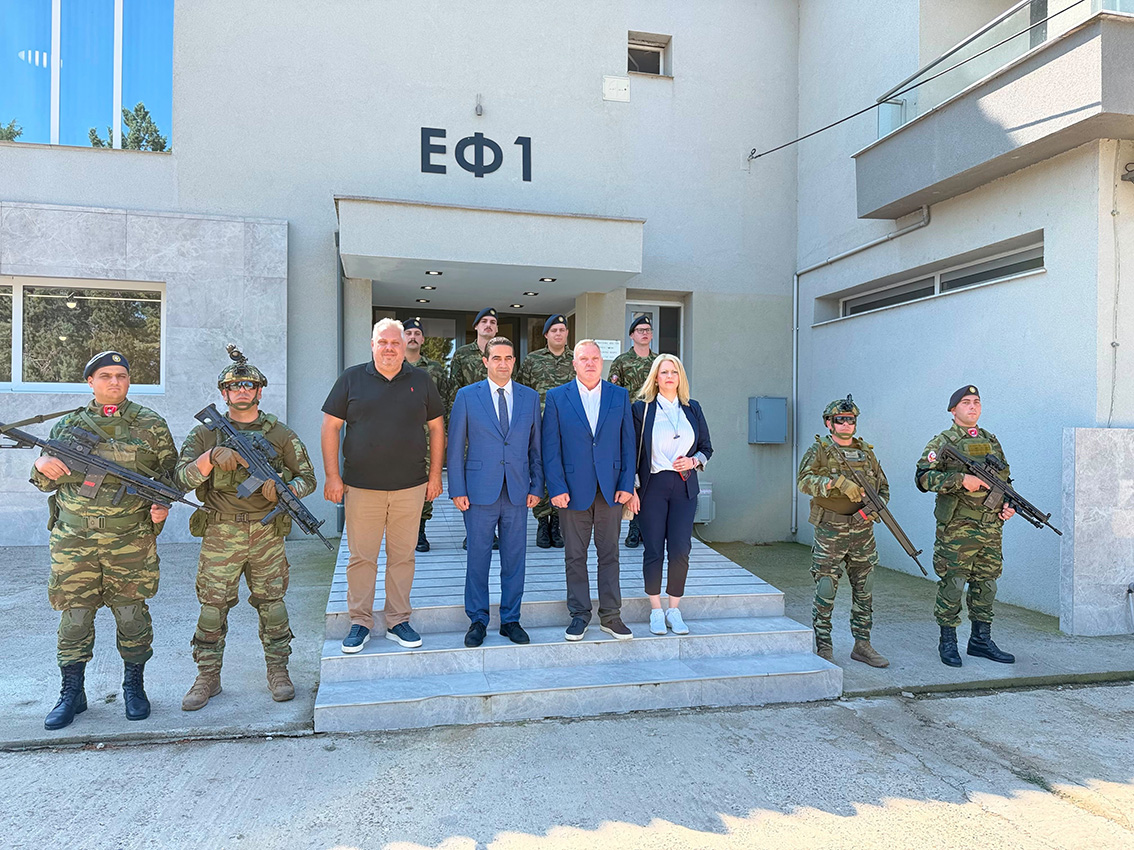 Μιχάλης Κατρίνης από Έβρο: «Δεν διαπραγματευόμαστε ποτέ και πουθενά την κυριαρχία και τα κυριαρχικά μας δικαιώματα» Μιχάλης Κατρίνης από Έβρο: «Δεν διαπραγματευόμαστε ποτέ και πουθενά την κυριαρχία και τα κυριαρχικά μας δικαιώματα»