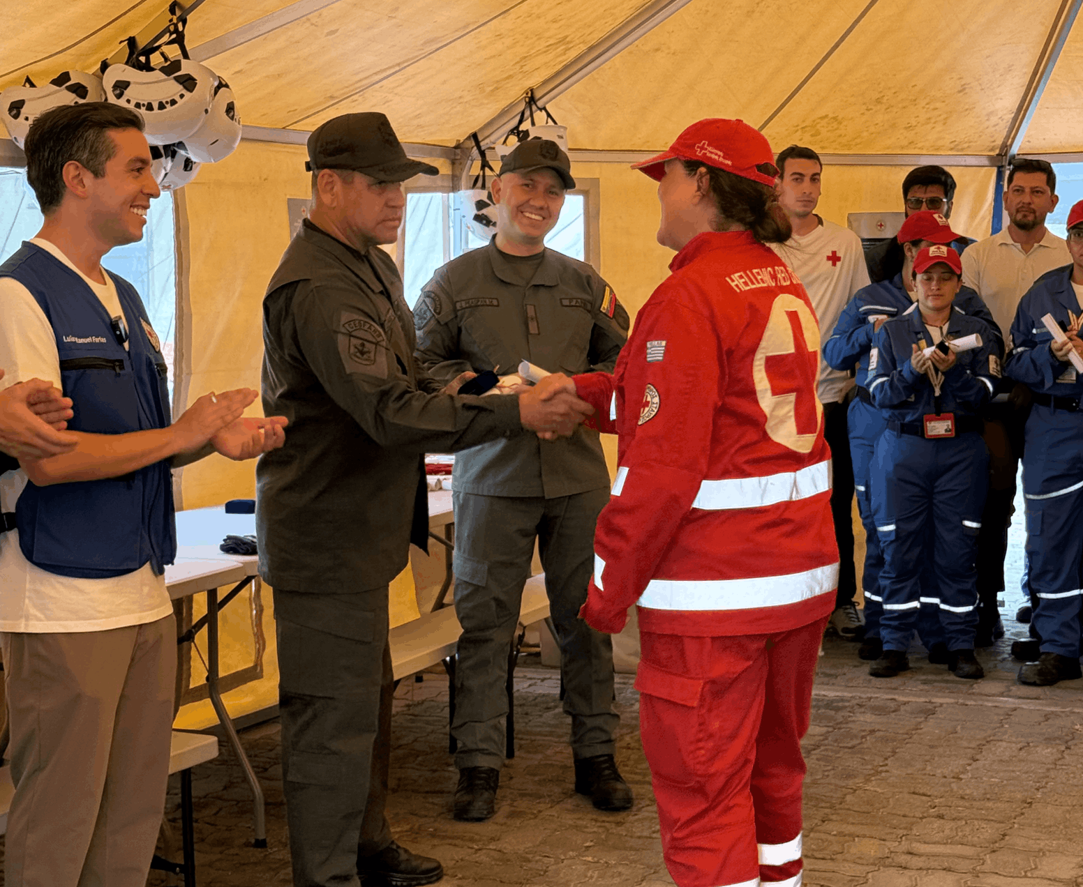 Ελληνικός Ερυθρός Σταυρός: Η πολυεπίπεδη δράση των εθελοντών Σαμαρειτών – Διασωστών στις σεισμόπληκτες περιοχές της Βενεζουέλας Ελληνικός Ερυθρός Σταυρός: Η πολυεπίπεδη δράση των εθελοντών Σαμαρειτών – Διασωστών στις σεισμόπληκτες περιοχές της Βενεζουέλας