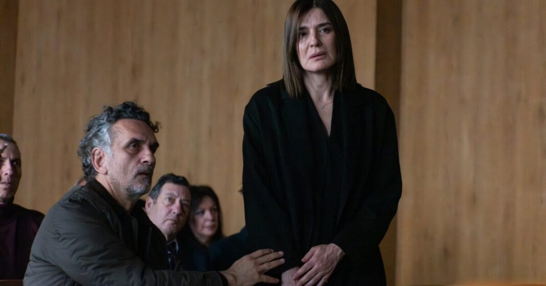 “Σύγκρουση”: Ολοκληρώθηκαν τα γυρίσματα του νέου δικαστικού θρίλερ του Mega (φωτος) “Σύγκρουση”: Ολοκληρώθηκαν τα γυρίσματα του νέου δικαστικού θρίλερ του Mega (φωτος)