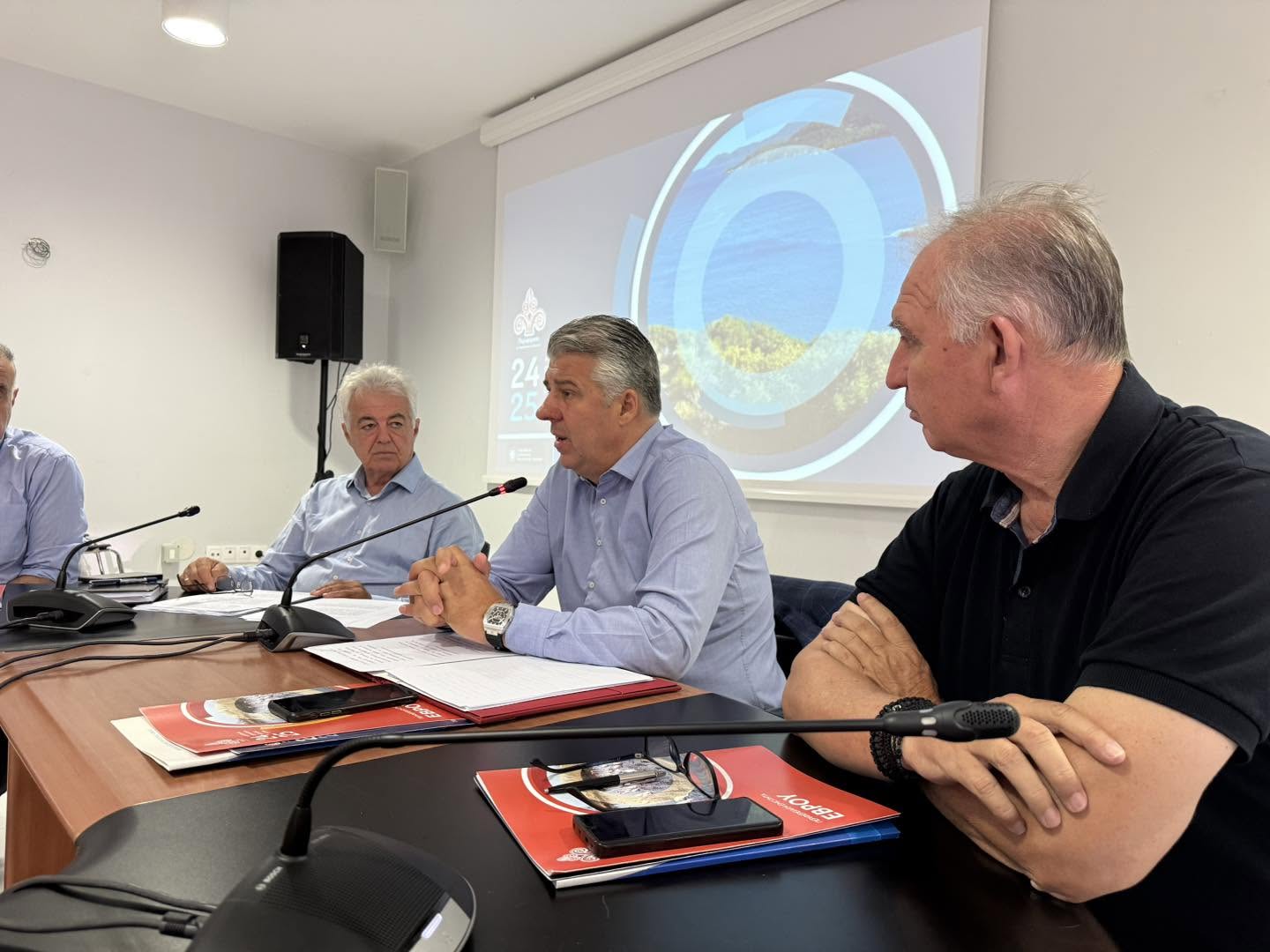 Με τον απολογισμό έργων στην Π.Ε. ΈΒρου, έληξε ο κύκλος απολογιστικών παρουσιάσεων στις 5 Π.Ε. της ΠΑΜΘ, από τον περιφερειάρχη Χριστόδουλο Τοψίδη (φωτος)