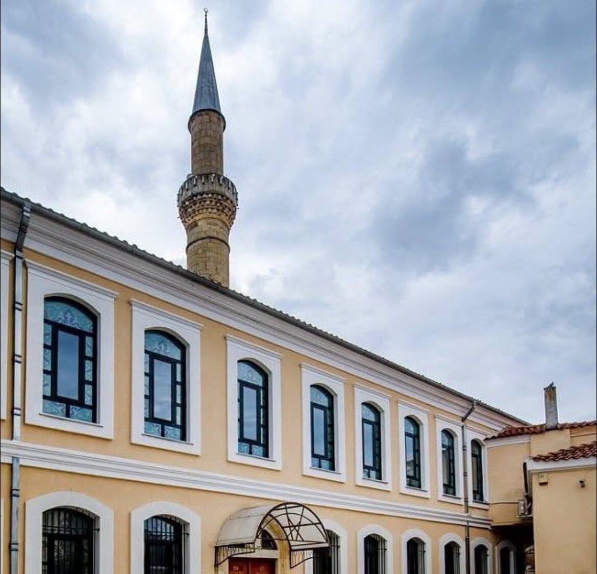 Τοποθέτηση πυροσβεστήρων σε 21 τεμένη της πόλης από τη ΔΕΜΠ Κομοτηνής Τοποθέτηση πυροσβεστήρων σε 21 τεμένη της πόλης από τη ΔΕΜΠ Κομοτηνής