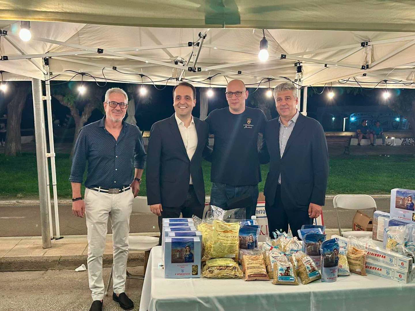 Αλεξανδρούπολη: Το “Taste Evros” επισκέφτηκε ο περιφερειάρχης ΑΜΘ Χριστόδουλος Τοψίδης Αλεξανδρούπολη: Το “Taste Evros” επισκέφτηκε ο περιφερειάρχης ΑΜΘ Χριστόδουλος Τοψίδης