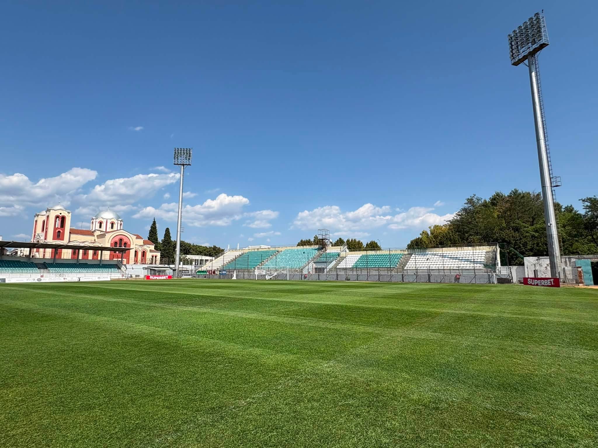 Έτοιμο το ΔΑΚ Κομοτηνής για τη Superbet League 2 Έτοιμο το ΔΑΚ Κομοτηνής για τη Superbet League 2