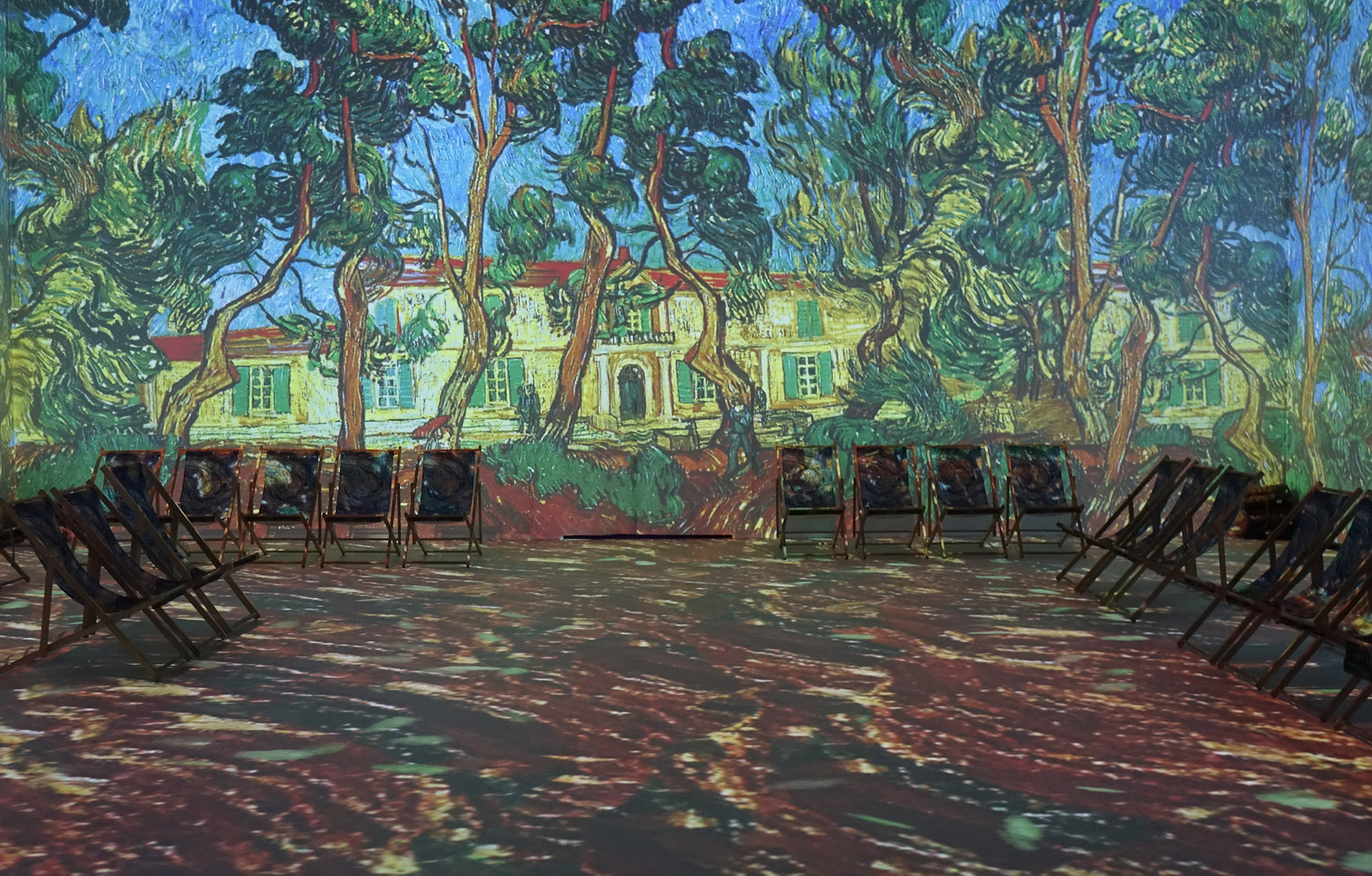 Το μαγικό σύμπαν του Van Gogh στο Διεθνές Εκθεσιακό Κέντρο Θεσσαλονίκης-Περίπτερο 5 μέχρι τις 19 Ιανουαρίου του 2027 Το μαγικό σύμπαν του Van Gogh στο Διεθνές Εκθεσιακό Κέντρο Θεσσαλονίκης-Περίπτερο 5 μέχρι τις 19 Ιανουαρίου του 2027