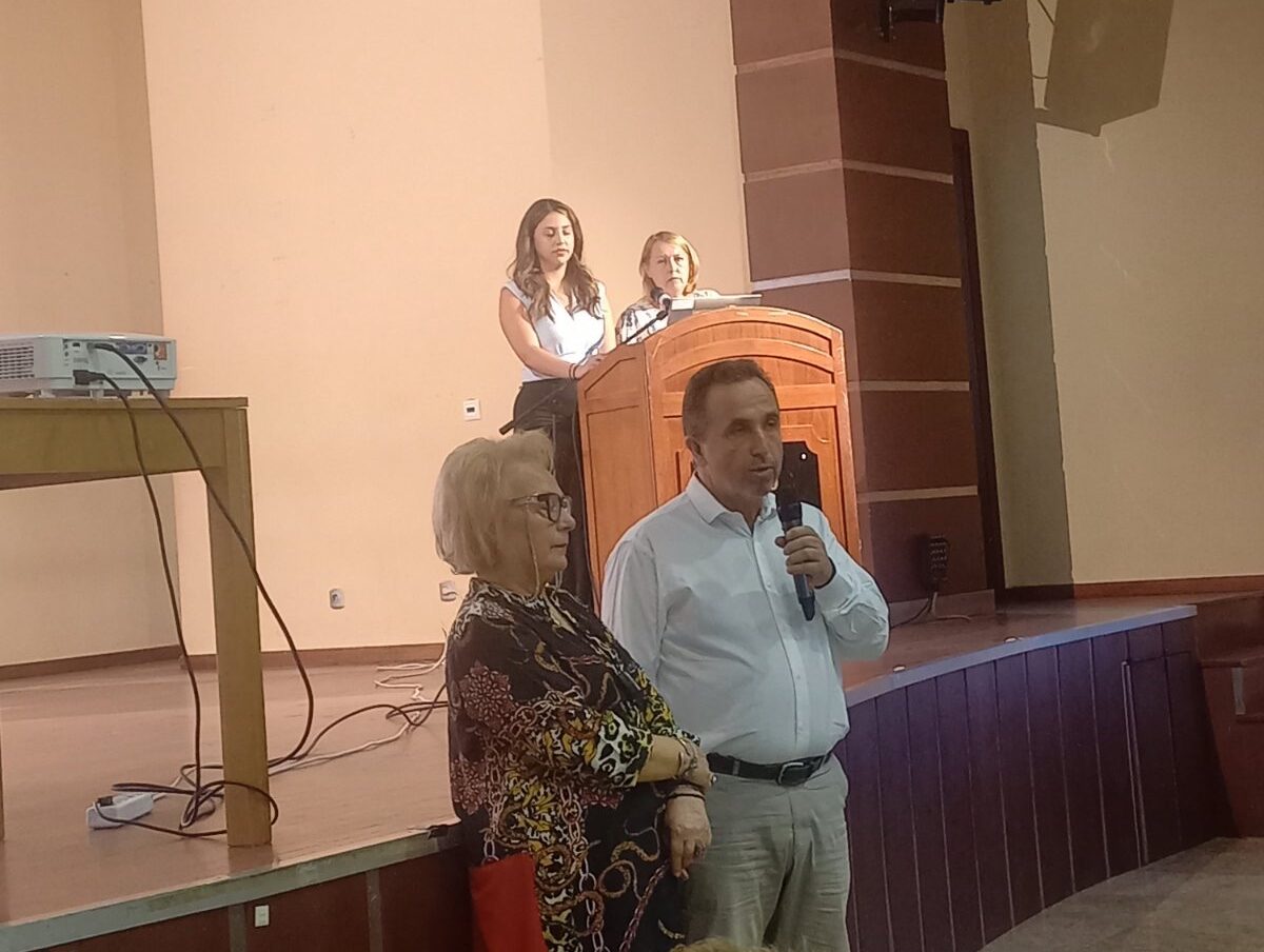 Το “ΩΡΑ ΝΑ ΜΙΛΗΣΕΙΣ ΙΙ” στο αμφιθέατρο της Αντιπεριφέρειας Δράμας- Επιμορφωτικό σεμινάριο για την έμφυλη βία στο προσωπικό Το “ΩΡΑ ΝΑ ΜΙΛΗΣΕΙΣ ΙΙ” στο αμφιθέατρο της Αντιπεριφέρειας Δράμας- Επιμορφωτικό σεμινάριο για την έμφυλη βία στο προσωπικό