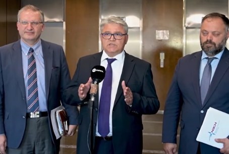 Ποιος θα βαθμολογεί τους πολίτες και ποιος θα έχει πρόσβαση στα δεδομένα τους; Η κυβέρνηση οφείλει απαντήσεις Ποιος θα βαθμολογεί τους πολίτες και ποιος θα έχει πρόσβαση στα δεδομένα τους; Η κυβέρνηση οφείλει απαντήσεις