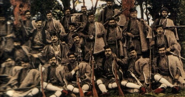 Μακεδονικός Αγώνας: Αγώνας για Ελληνική Ελεύθερη Μακεδονία Μακεδονικός Αγώνας: Αγώνας για Ελληνική Ελεύθερη Μακεδονία