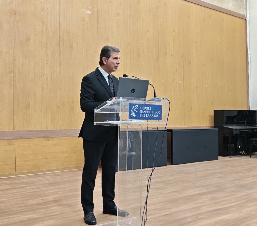 Κωνσταντίνος Γκιουλέκας στο Διεθνές Πανεπιστήμιο της Ελλάδος «Πώς κάλυψε ο Τύπος το Έπος του ’40» Κωνσταντίνος Γκιουλέκας στο Διεθνές Πανεπιστήμιο της Ελλάδος «Πώς κάλυψε ο Τύπος το Έπος του ’40»