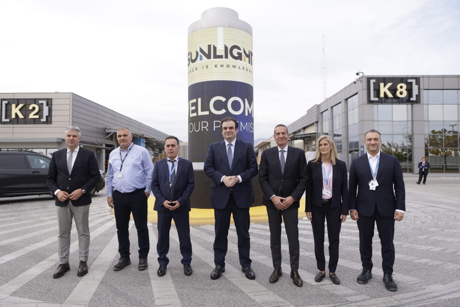 Στις εγκαταστάσεις της Sunlight Group ο Υπουργός Εθνικής Οικονομίας και Οικονομικών, Κυριάκος Πιερρακάκης Στις εγκαταστάσεις της Sunlight Group ο Υπουργός Εθνικής Οικονομίας και Οικονομικών, Κυριάκος Πιερρακάκης